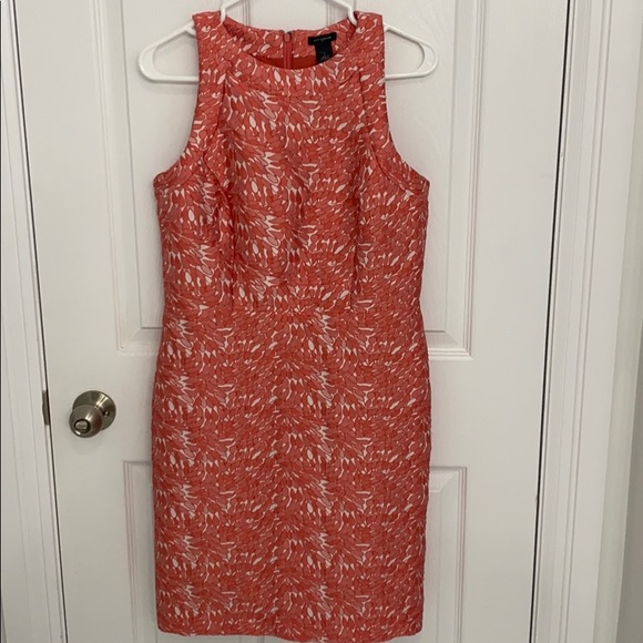 Ann Taylor Dresses & Skirts - Ann Taylor dress size 6